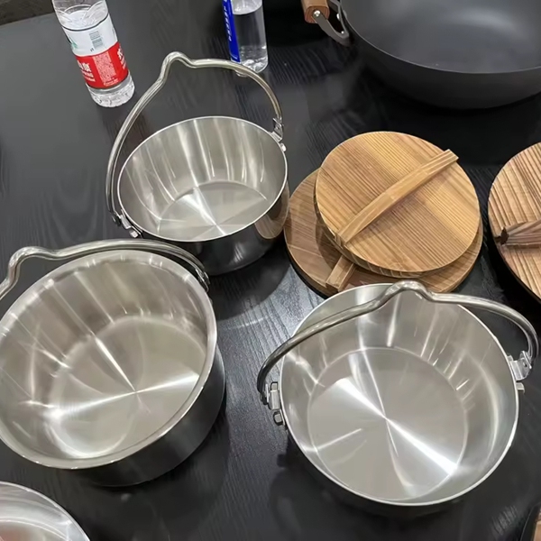 Camping pot with lid | SUS304 stainless steel jungle craft equipment | Hangable campfire cooking equipment